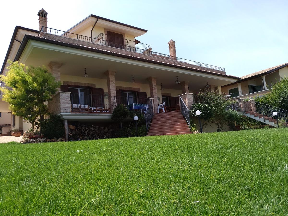 B&B Villa Sole Controguerra Экстерьер фото