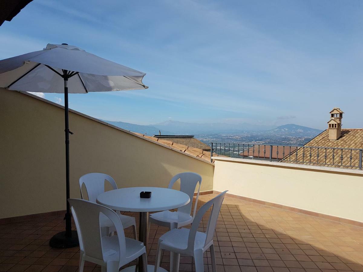 B&B Villa Sole Controguerra Экстерьер фото